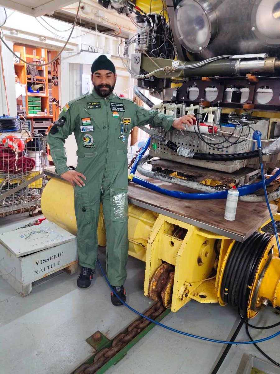 Arun Golaya (@arun_golaya) on Twitter photo After an astronaut in space, we have an ‘aquanaut’ going down to 5000+ meters. Cdr JP Singh of <a href="/indiannavy/">SpokespersonNavy</a> achieved this on a French submersible in preperation of our own Samudrayan mission (expected 2027).  1/3
<a href="/Ravi_MoES/">Ravi</a> 
m.economictimes.com/news/india/in-… After an astronaut in space, we have an ‘aquanaut’ going down to 5000+ meters. Cdr JP Singh of <a href="/indiannavy/">SpokespersonNavy</a> achieved this on a French submersible in preperation of our own Samudrayan mission (expected 2027).  1/3
<a href="/Ravi_MoES/">Ravi</a> 
m.economictimes.com/news/india/in-…