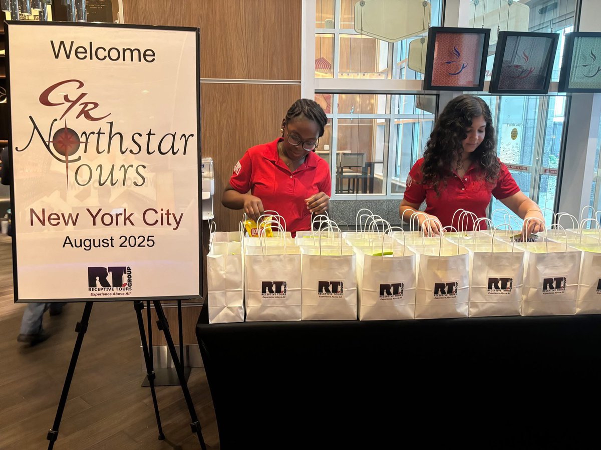 It is our pleasure to welcome Cyr Northstar Tours back to NYC for their End of Summer August Program. Upon arrival, these Mainers received their rooms keys and welcome goodies (aka midnight snacks) and water. After a quick refresh, it's suppertime in Times Square.