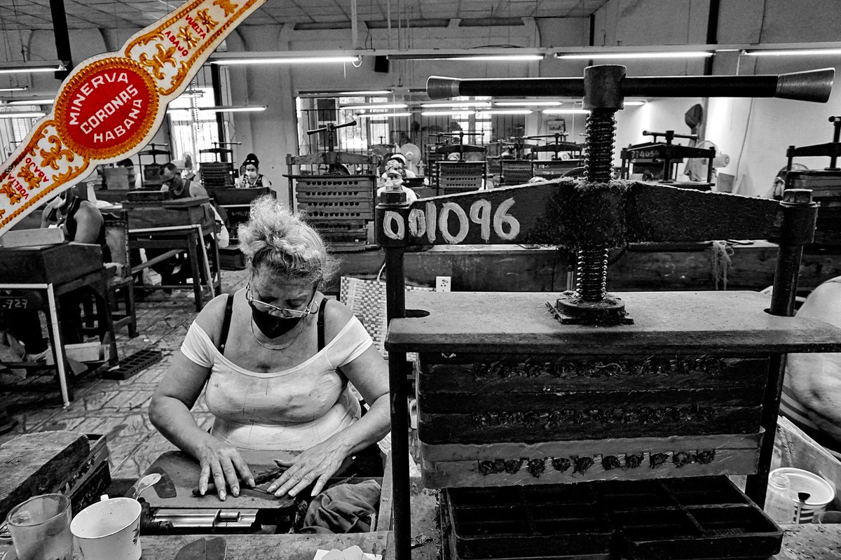 <a href="/sensicastillo/">Eric C</a> I'm really passionate about that world, a few years ago I made that documentary series about women torcedores. Thats photograph stamped with a representative brand of Cuban cigars refers to the history of each of woman's
The series reflects the work process in the factory