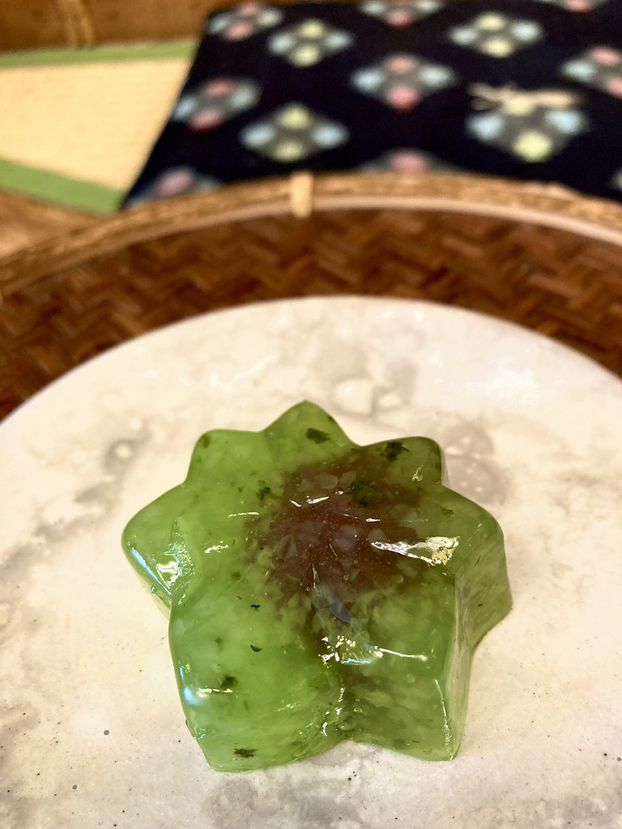 【お客❗️今年の柚子完売‼️】採れたて柚子 柚子 - البحث / X