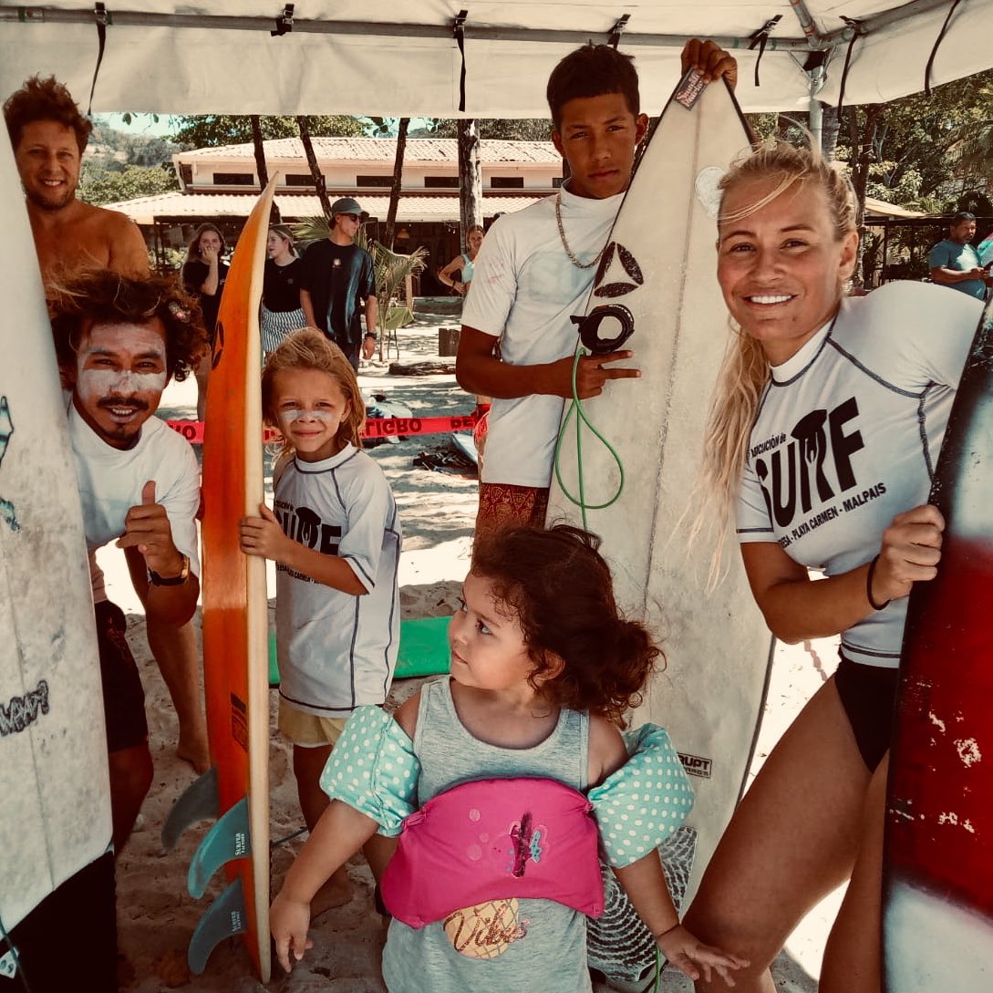 my husband coached me to podium in surfing on the local and national circuit🏆 🌊 he’s an excellent surf coach. 

🏄🏼‍♀️ our baby was one of the youngest ever in her first national surf competition at age 3 😍🤩🏄🏼‍♀️🌊