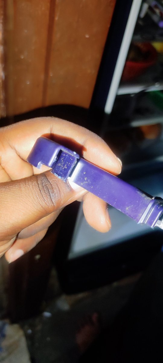 sanjayr27107433's tweet image. A serious manufacturing design defect in Samsung refrigerators—one wire cap protector is cutting the door panel wire, forcing a full door replacement. This is unacceptable to customers worldwide.
#SamsungDefect #SamsungRefrigerator #SamsungDoorIssue #ConsumerRights #ProductSafety