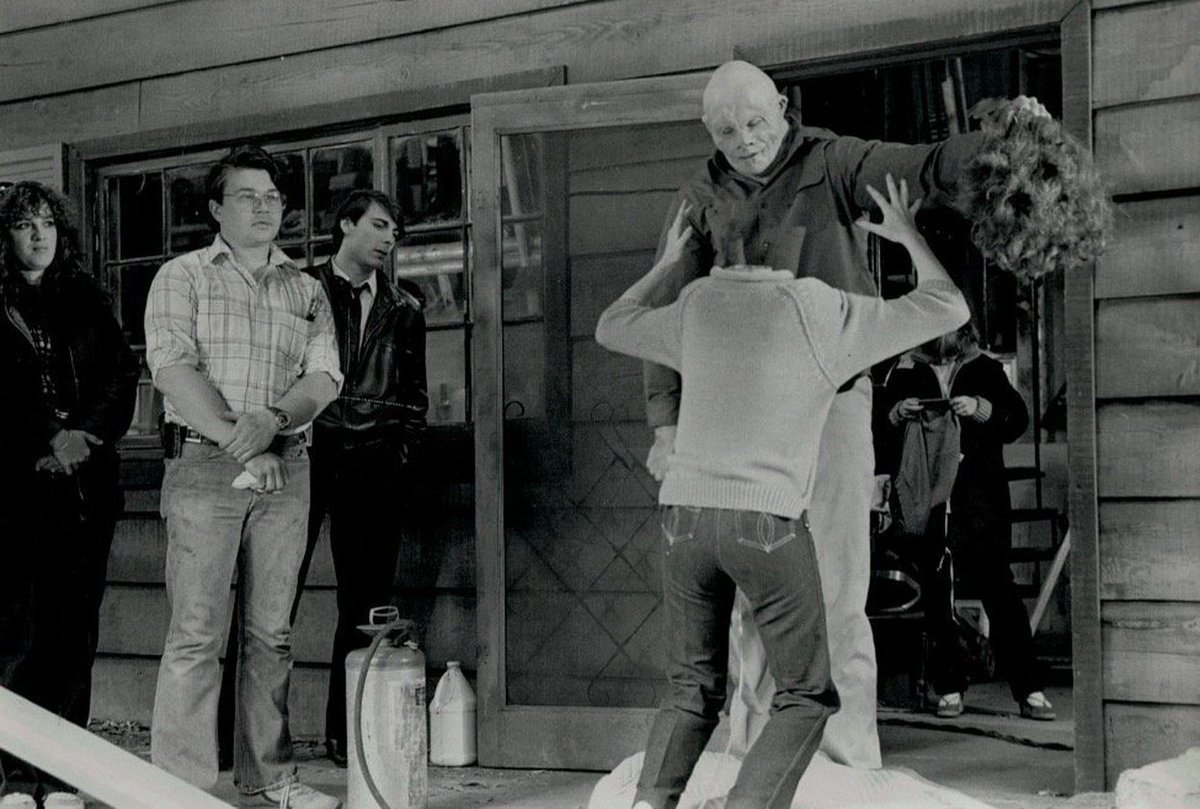 RetrovaniaLand's tweet image. Paying tribute to the legendary Richard Brooker. Among my favorite Jasons, his chilling portrayal of the hockey-masked killer in Friday the 13th Part III 3D stands at the top. Pure '80s horror magic! 💀🔪 #RetroHorror #FridayThe13thPart3 #80sHorror
#80sKidsRule #80sNostalgia