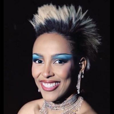 sweetener_petal's tweet photo. #NewProfilePic Doja Cat’s 5th studio album ‘Vie’ OUT on September 26th. I cannot waaaaaaaiiiittttt to jam to this album 🫦 #JealousType #DojaCatIsComing #Vie https://t.co/7Fxmkv6Nka