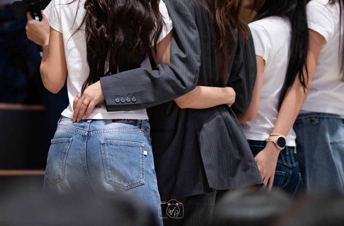 So... what's your secret? 🤔

2ND SECRET MEETING  
#รวมพลHarmonySecret2 
#LMSY #ลูกหมีซอนญ่า