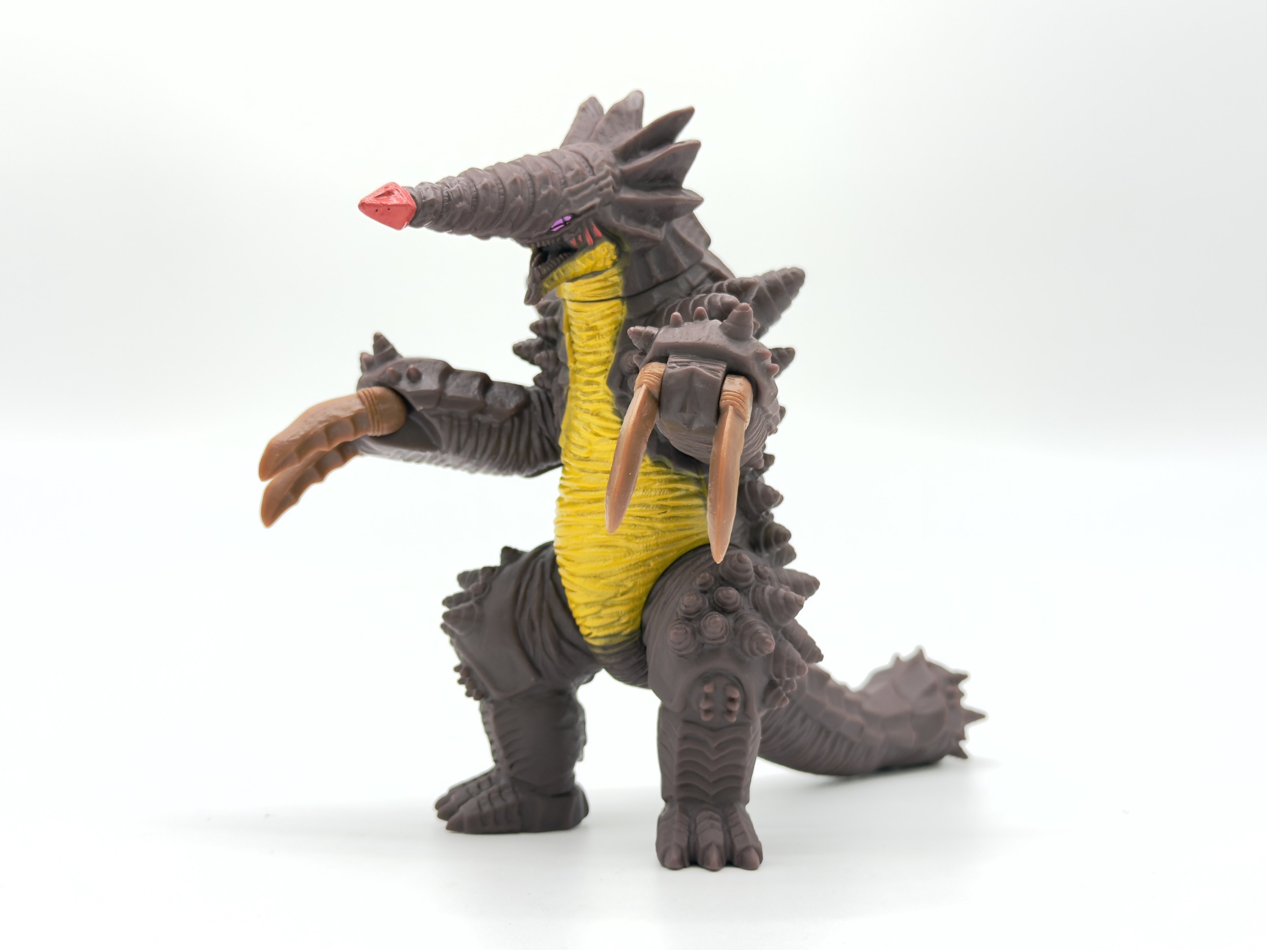 ウルトラ怪獣ソフビ　グライム　リペイント完成品ウルトラマンオメガ ウルトラマンオメガ』に登場する怪獣・グライムの「ウルトラ怪獣
