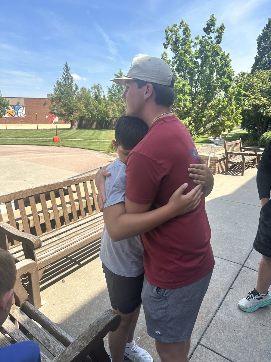 Jason Becera tweet media