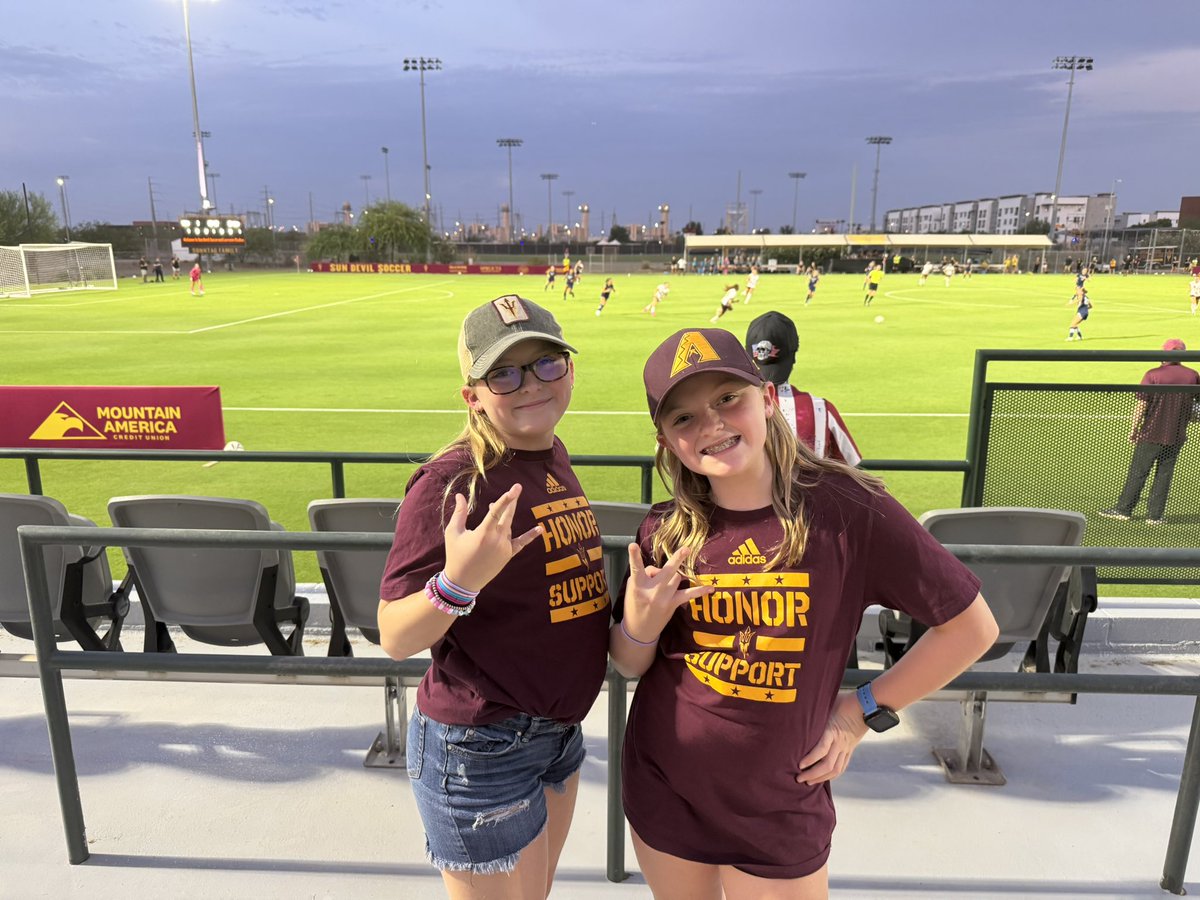 Megan C Bartlett (@coachcbartlett) on Twitter photo A beautiful night in Tempe! Let’s go Devils! 😈 <a href="/SunDevilSoccer/">Sun Devil Soccer</a> (The pitch looks perfect <a href="/ASUGroundsCrew/">ASU Grounds Crew</a> ❤️) A beautiful night in Tempe! Let’s go Devils! 😈 <a href="/SunDevilSoccer/">Sun Devil Soccer</a> (The pitch looks perfect <a href="/ASUGroundsCrew/">ASU Grounds Crew</a> ❤️)