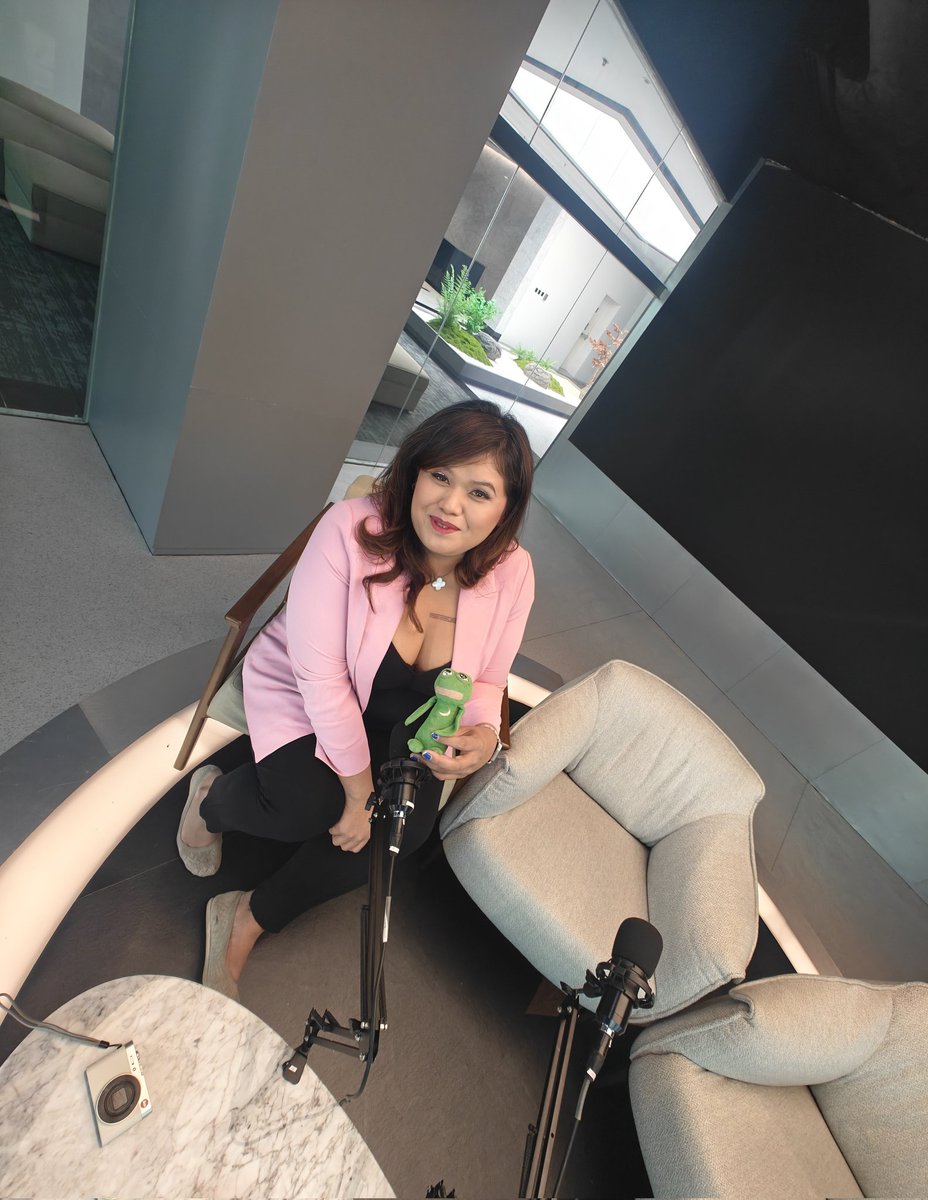 studio mode wif frok at Bloomberg Technoz
today's episode: genomics &amp; bioinformatics.

this lil frok is gonna be mutated into a wassie