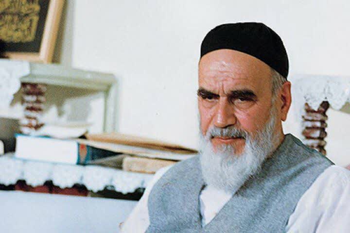 امام خمینی میگن 

وقتی امام زمان ظھور میکنن 
که هممون علاوه بر تقوای فردی 
تقوای جمعی داشته باشیم 

 پس مواظب باشیمـ 
 توی ارتباط باهمدیگه حقی رو 
ضایع نکنیمـ ...