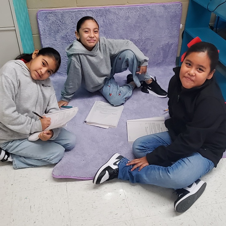 E.R Chapa Elementary tweet media