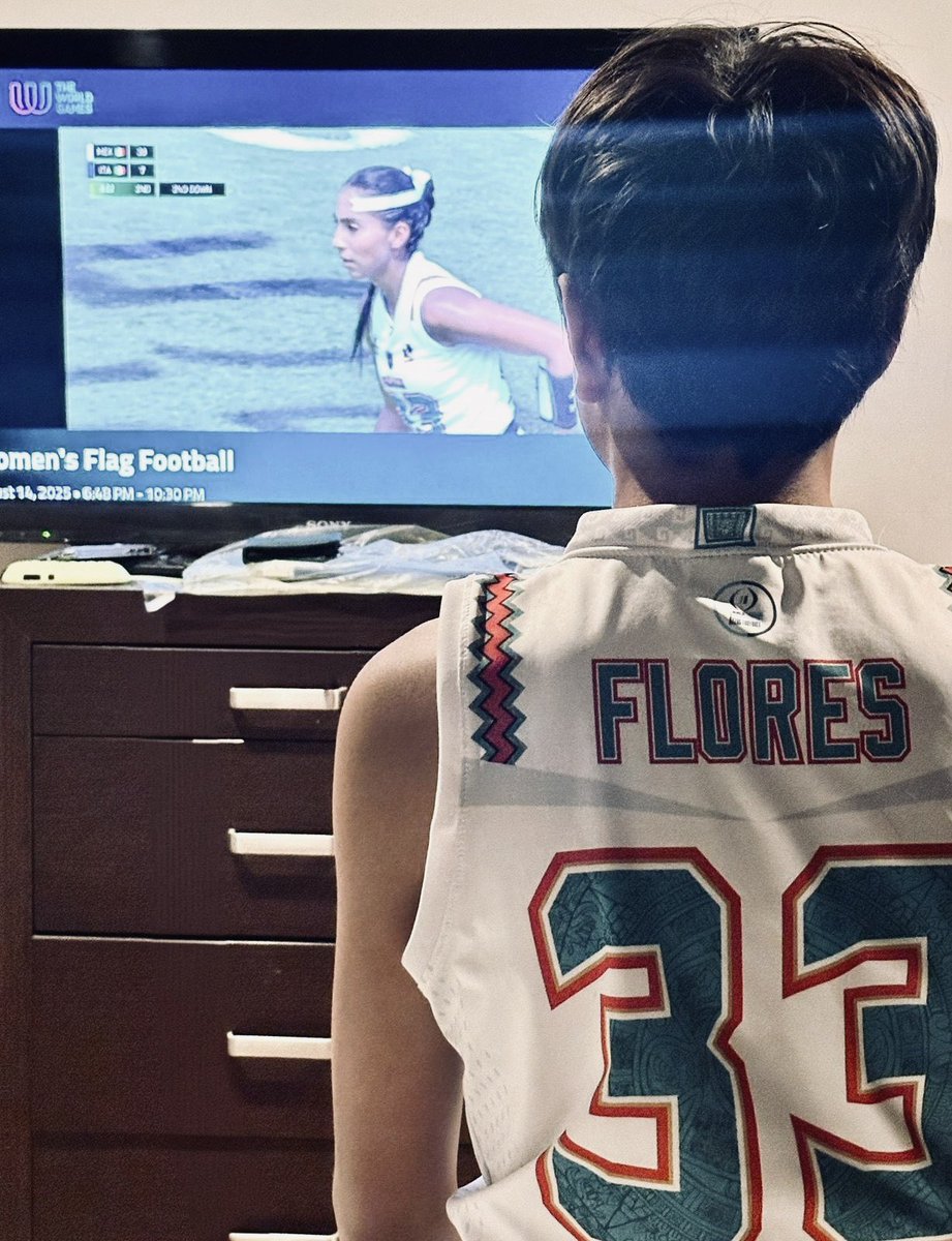 MaxRocha09's tweet photo. ¡Apoyando a las campeonas del flag football! 🇲🇽 en The World Games Chengdu 2025. ¡Vamos con todo selección femenil! #FlagFootball #TheWorldGames #VamosMéxico @diana_flores33 @IFAFMedia @FMFAOFICIALMX https://t.co/pjFrPhKLcF