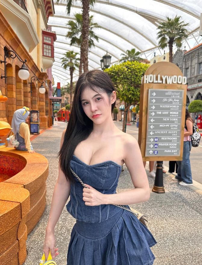 Maly462109's tweet photo. ร้อนตับแตก 🥵

.

#คนสวย #สาวสวยน่ารัก #สาวอ้วน https://t.co/nB4lDyiWgC