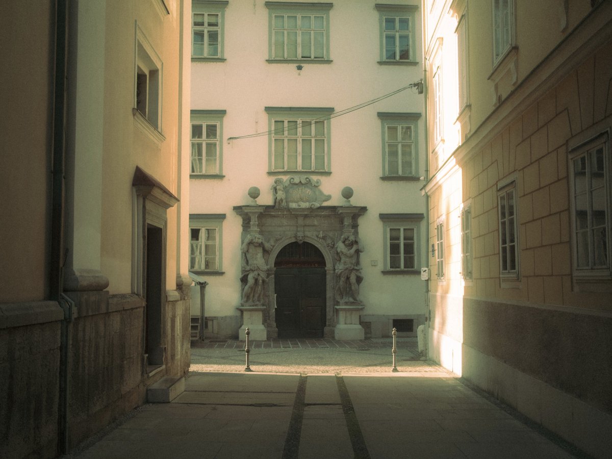 tina (@ipirateadobe) on Twitter photo 