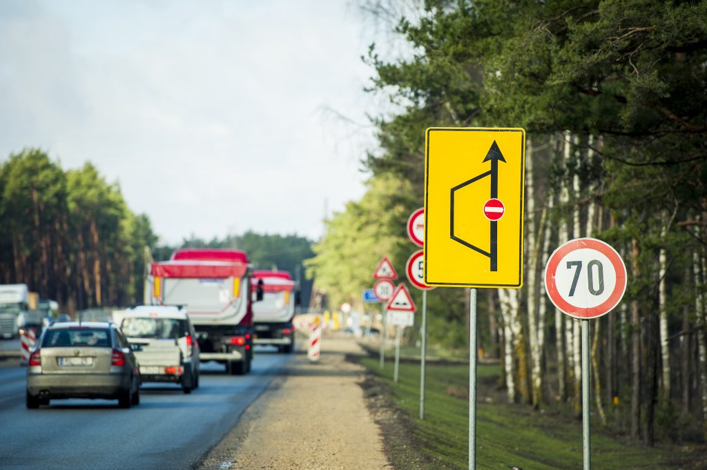 🚧🛠️Piektdienas pēcpusdienā satiksme Pierīgā būs palēnināta, tostarp piejūras virzienos, aicinām ierēķināt papildu laiku ceļam un plānot braucienus ārpus satiksmes maksimuma stundām.
🟡Atgādinām, ka, iebraucot Rīgā no Ķekavas puses, jārēķinās ar papildu laiku ceļā saistībā ar