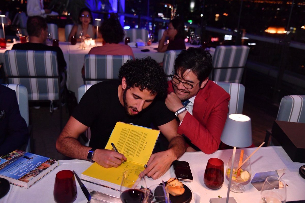 Thailand welcomes global creators! 🌏
At the VVIP Dinner Pre-Event of NAS SUMMIT BANGKOK 2025 at Gallery@CentralWorld on August 16, 2025,
1,000+ creators from 20+ countries, including Nuseir Yassin, Jeroen Maduro, and Woody Milinthachinda, gathered to share knowledge, spark