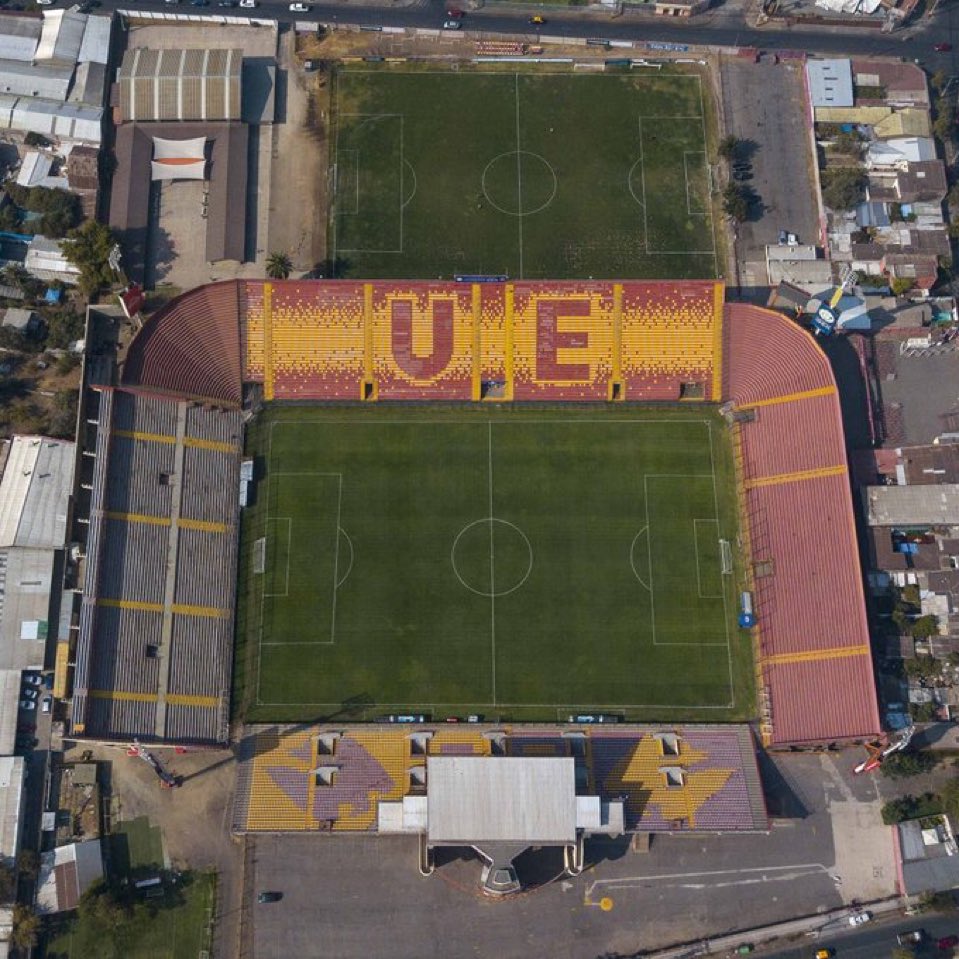 ⚽️🇨🇱 VIERNES DE FINAL DEL 🌎 
#UEspañola - #Iquique Tiene todos los ingredientes, no sé si para ser Partidazo, pero sí emocionante. Esperar que el árbitro sea parte y no protagonista del partido. Los 2 equipos de Ramírez en 2025 y el viejo anhelo de Nano Díaz
📸: X U. Española