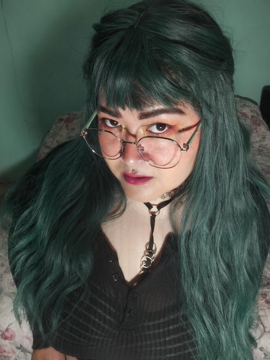 tomika69p's tweet photo. Justo lo ke necesitas mi amor .. para deslecharte rico.... 🥵🥵🥵😈😈
#gordita #rica #sensual #insaciable #provocadora #sexy #domadora #dady #dadys #hot #gordibuena #mirada #lentes #pelo #nena https://t.co/g96A71psDn