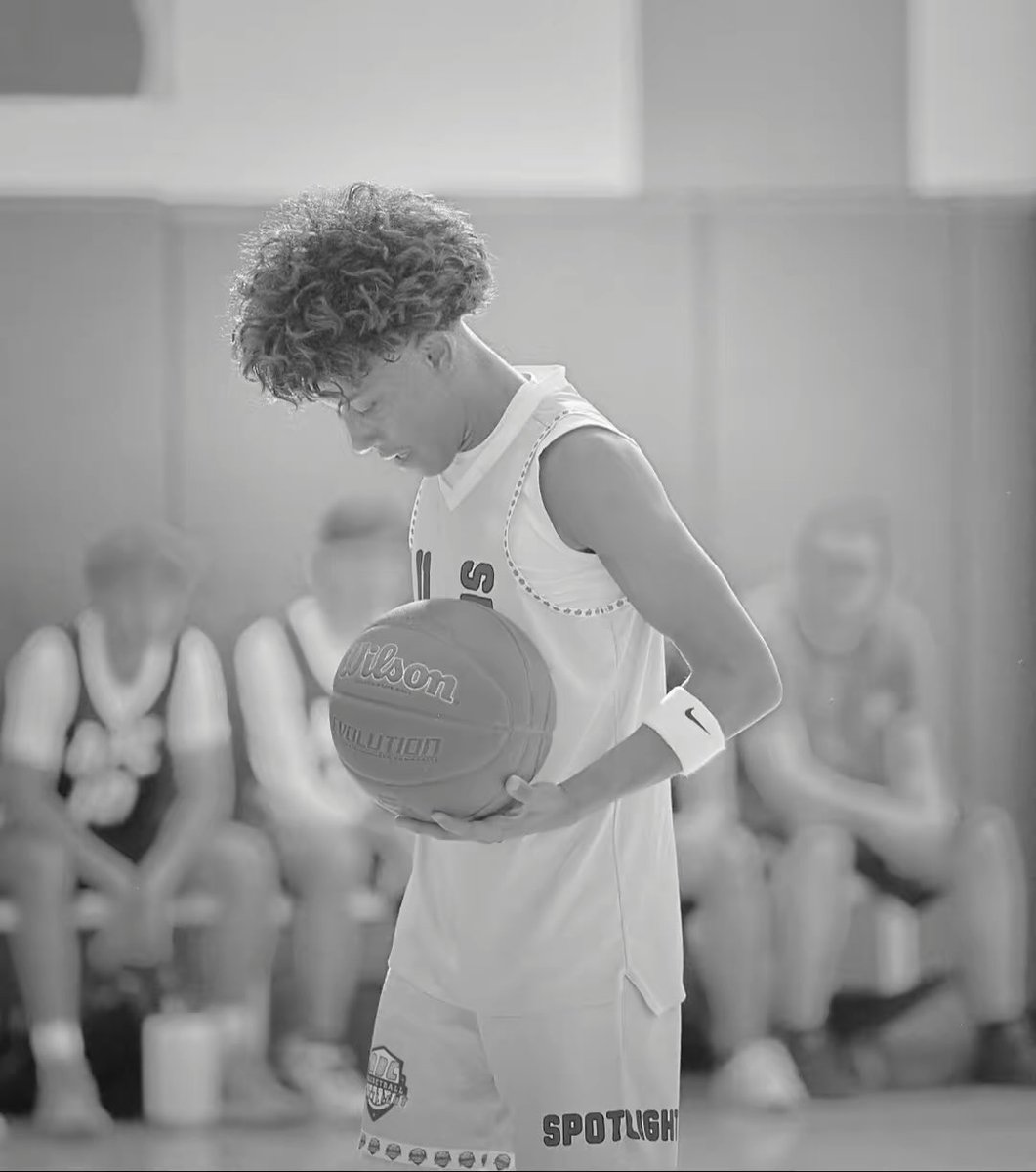 JashonMorinia's tweet image. After a great conversation with head coach @ZachSettembre I am blessed to receive my 1st college offer from @NMHU_Basketball #blessed @coach_bmase @Lamarvelous_Mar @scottbamforth @RL_Hoops @prep_abc @AbcSpotlightNM @KJ_Ford4 @PrepHoops_NM @247Sports