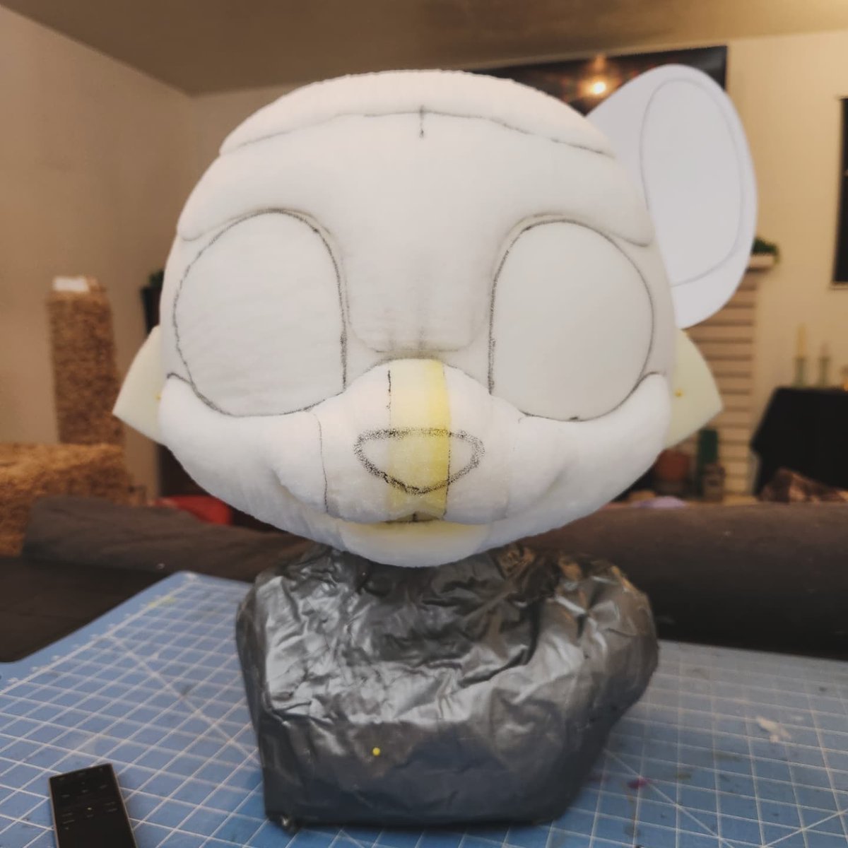 twiggy_leaf_C's tweet photo. Biscuit the king Cheetah!
Almost done with this head base! I'm absolutely LOVING all my commissions rn #headbase #fursuitmaker #fursuit #furry #foryoupage https://t.co/Qz3E3i95fE