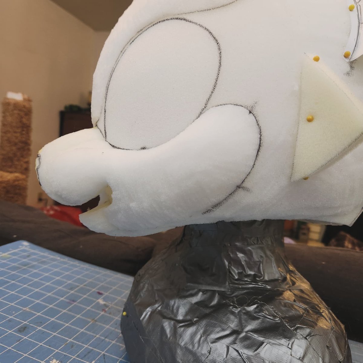 twiggy_leaf_C's tweet photo. Biscuit the king Cheetah!
Almost done with this head base! I'm absolutely LOVING all my commissions rn #headbase #fursuitmaker #fursuit #furry #foryoupage https://t.co/Qz3E3i95fE