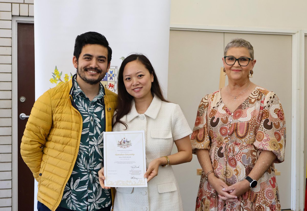 LockyerValleyRC's tweet image. Yesterday, Council had the honour of welcoming 50 new citizens at the Laidley Cultural Centre during a beautiful #CitizenshipCeremony.

These proud new Aussies come from a wide range of backgrounds, adding to the rich multicultural fabric of our nation. 💛💚 Congratulations!
