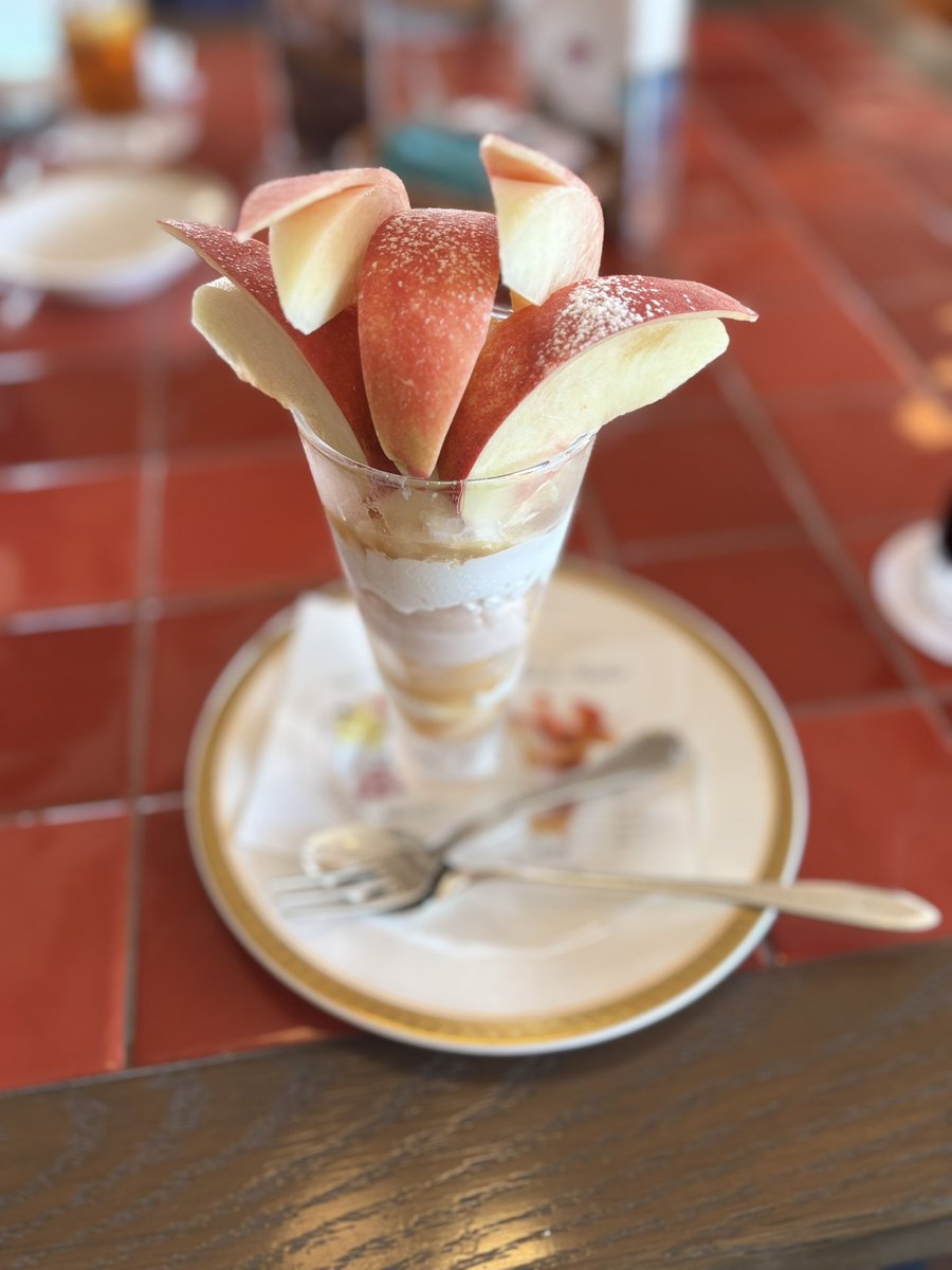 山梨に桃を食べにきてます🍑