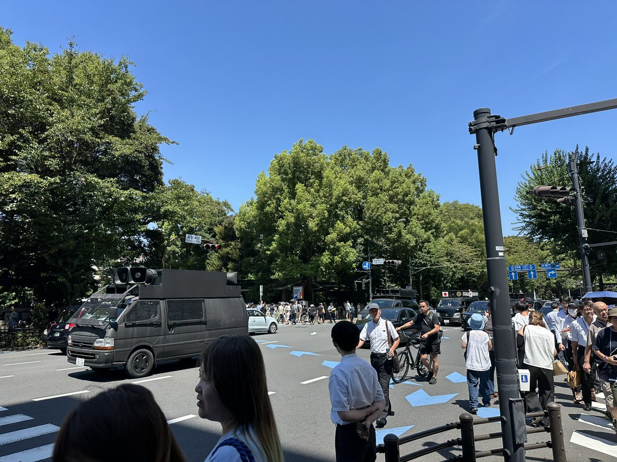 wsdhc's tweet photo. 今日は靖国 https://t.co/fEW0SS4XkU
