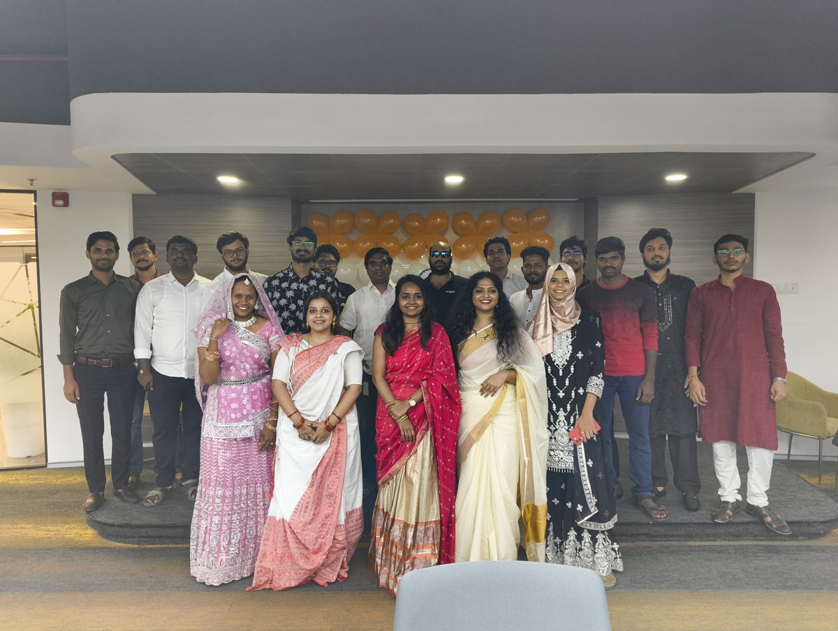 EngroTech's tweet image. Here’s to freedom, progress, and innovation.

Happy Independence Day from Team Engro!

#IndependenceDay #Engro #APINova #15August2025