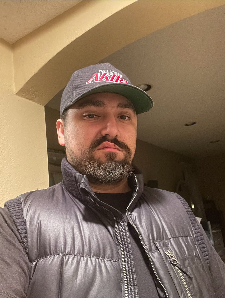 MarsBars_CA's tweet photo. 2015 vs 2025

Baby Face Killa Turned into A Scruffy Unc. Havent changed too much besides the amount of 🍺 I drink😅 https://t.co/SyYdrLPPw3