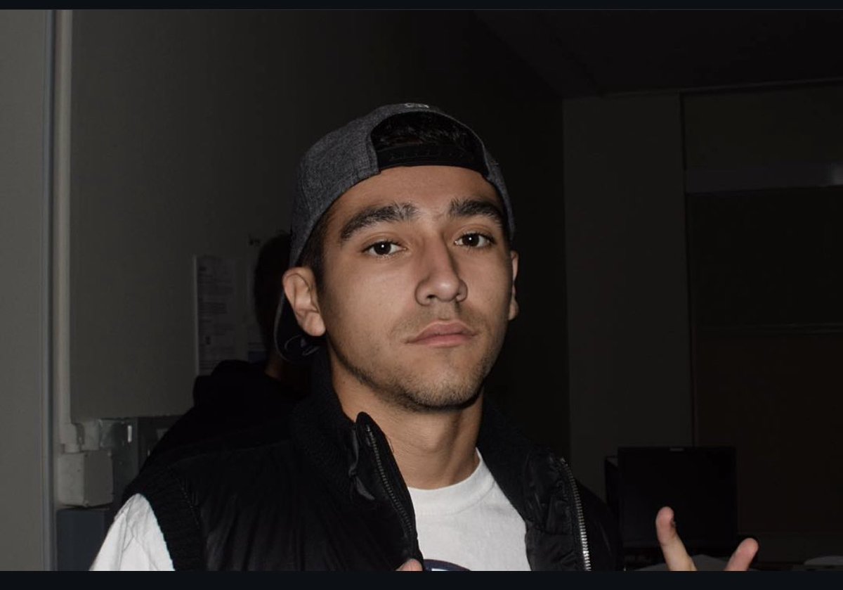 MarsBars_CA's tweet photo. 2015 vs 2025

Baby Face Killa Turned into A Scruffy Unc. Havent changed too much besides the amount of 🍺 I drink😅 https://t.co/SyYdrLPPw3