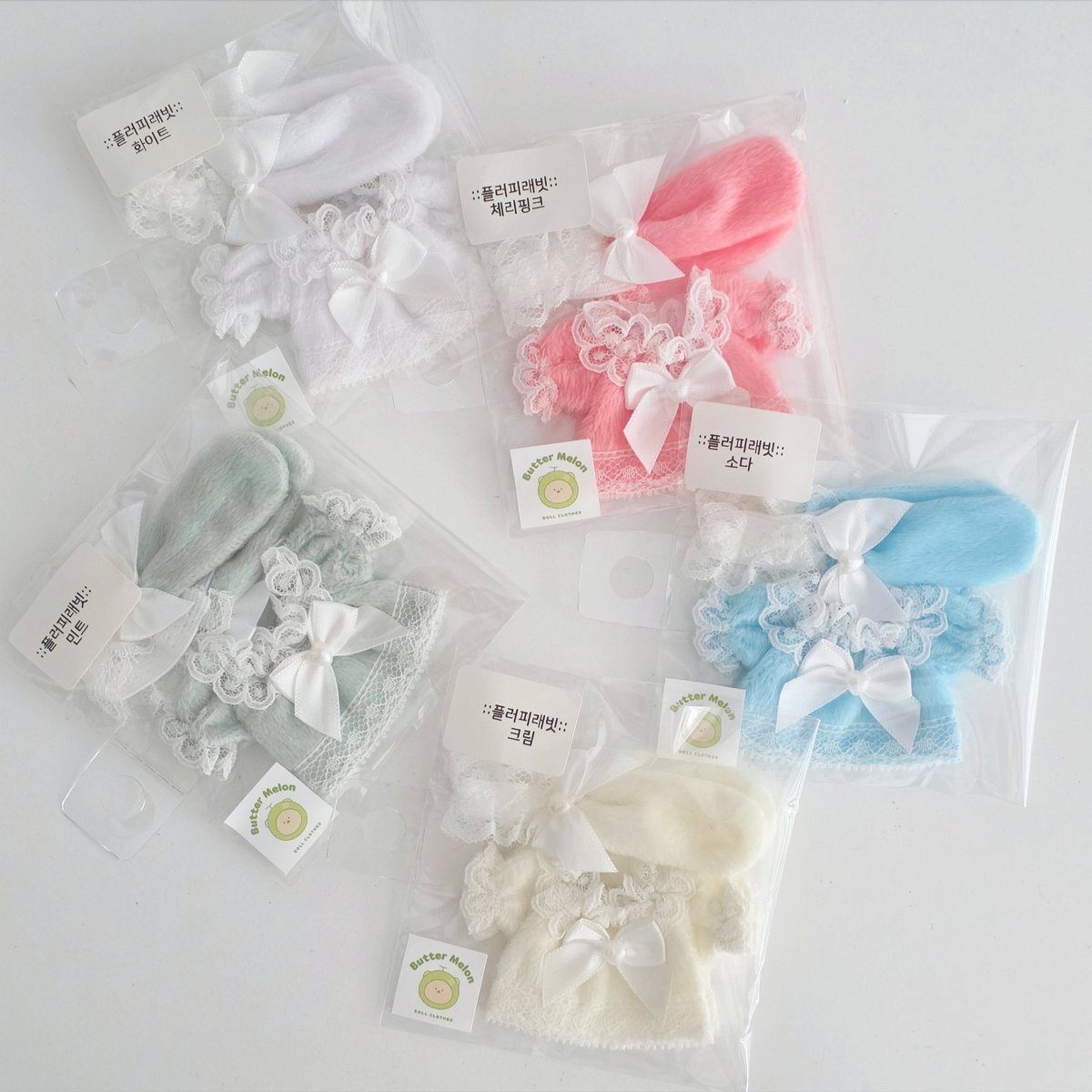 입고안내드립니다!
5cm 핸드메이드 의상 ~ with <a href="/Butter_Melon__/">💚버터멜론🍈</a>
품절되었던 버터멜론님의 5cm 플러피래빗 의상이 5칼라 입고되었습니다!
인형 데리고 오시면 시착가능합니다!
많은 관심 부탁드려요!
감사합니다🤍🤍