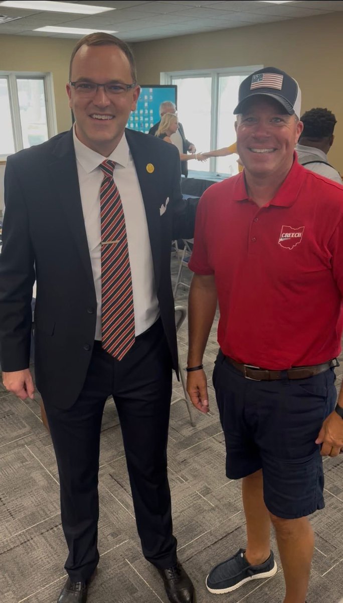 Two years ago I attended a Huber Heights Chamber of Commerce meeting but little did I know I was a speaker at the event. 
Today brought back this old memory, only I knew I had to speak this year but since I was at the Miami County Fair all morning I had an excuse to be dressed