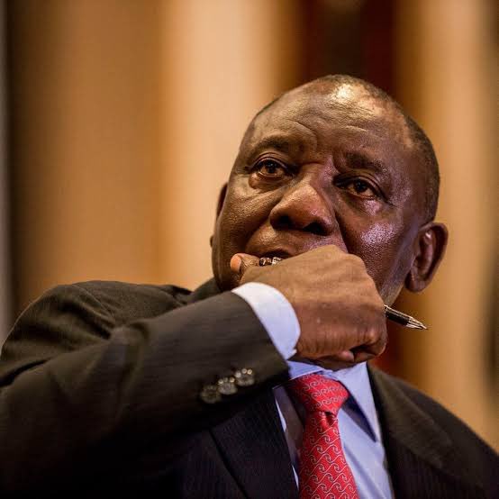 People of South Africa are tired of President Ramaphosa 🚮