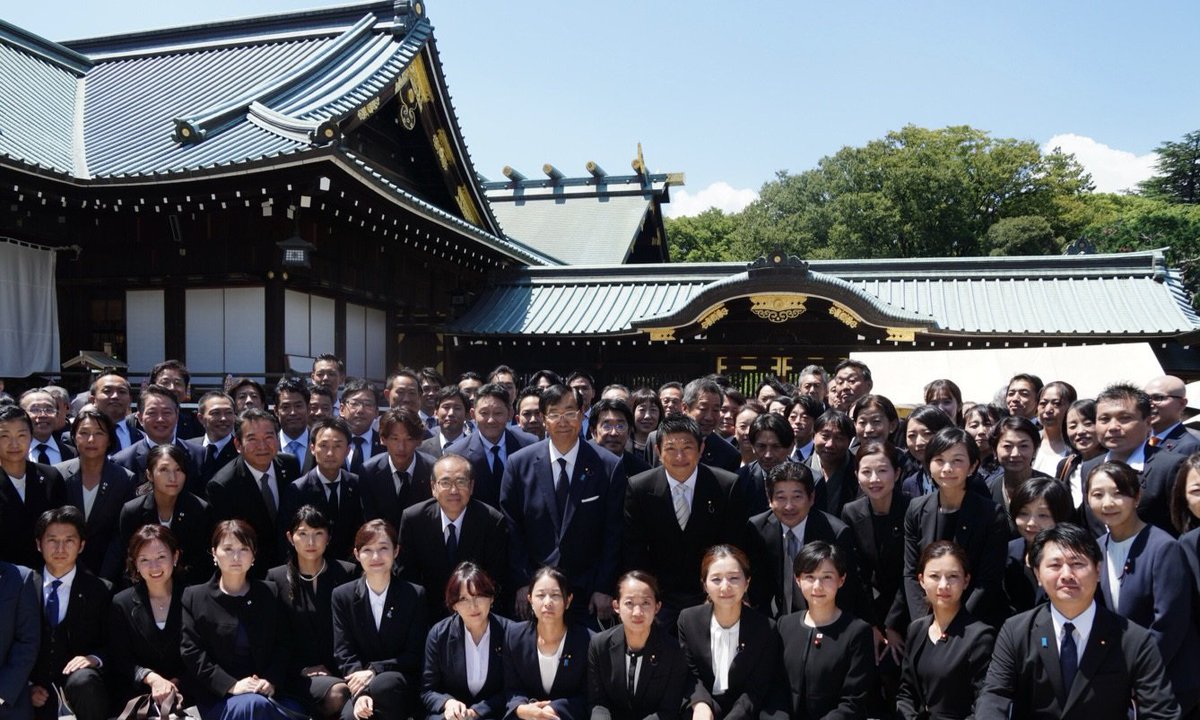 80回目の終戦記念日の本日、参政党議員団で靖国神社に参拝致しました。
国を護るために命をかけて下さった英霊に感謝を捧げ、平和な社会をつくる決意をお祈り致しました。
#エイエイオーツ