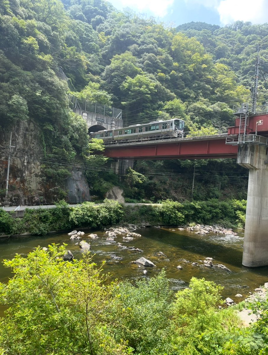 Kicotan_bot's tweet photo. 遠くて近い近くて遠い現実逃避 https://t.co/cAEalBSNaE