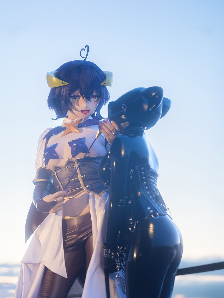 What is it, girl? Sorry, I can't quite understand what you want because of all the gurgling~

<a href="/GeraPhot/">Гера</a> - pic and editing
<a href="/KigSonya/">Sonya Korvin</a> - assistance
<a href="/LinDollHappy/">LIN</a>  - my beautiful puppy doll #GushingoverMagicalGirls #kigurumi #cosplay #latex #catsuit #魔法少女にあこがれて