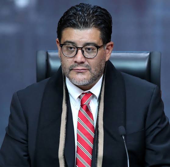 Magistrado Reyes Rodríguez hace público proyecto de resolución que declara la NULIDAD de la elección de Ministras y Ministros de la Suprema Corte.

<a href="/Mauricio_35m/">Mauricio</a>
