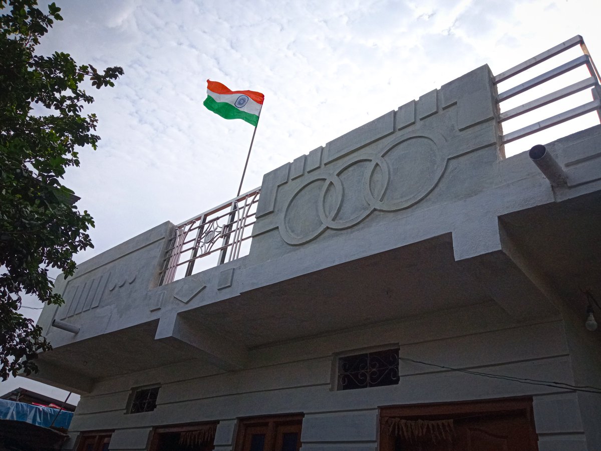 VishalLo1c's tweet image. पहले देश फिर शेष 🇮🇳 
आप सभी को 79वें स्वतंत्रता दिवस महापर्व की हार्दिक शुभकामनाएं 🇮🇳🇮🇳🇮🇳

इस राष्ट्रीय महापर्व पर मां भारती के लिए अपना सर्वस्व न्योछावर करने वाले सभी सेनानियों एवं वीर सैनिकों को कोटि-कोटि वंदन नमन 🇮🇳💐🙇🏻
#IndependenceDay  #HarGharTiranga 
#स्वतंत्रता_दिवस