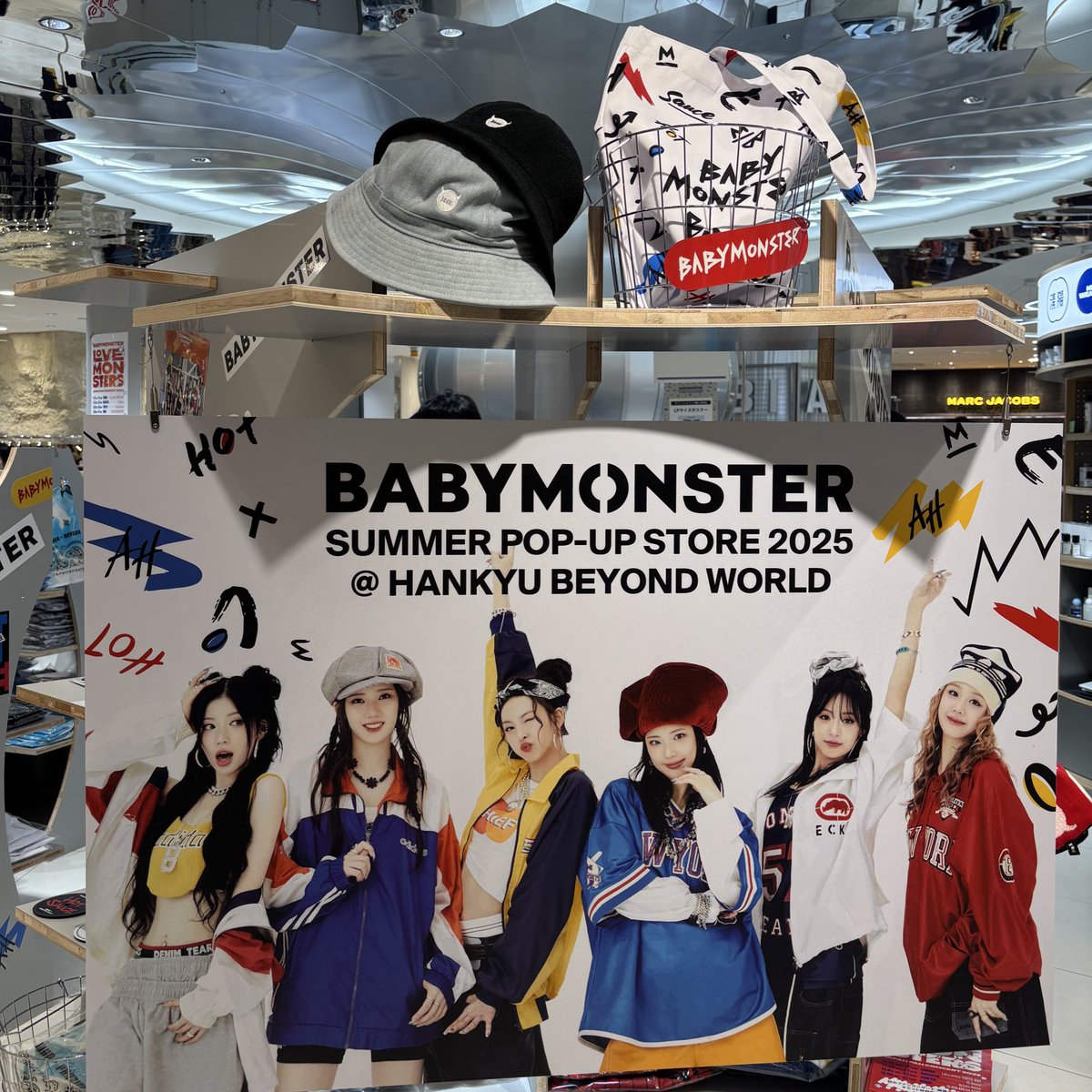 annababytolady's tweet photo. ちょーど3年前くらいにアンエンユリも同じ場所でポップアップしてて感慨深かった😭
#アンエンユリ #BABYMONSTER #Cupids #MONSTIEZ https://t.co/7bDF5YJ2k7