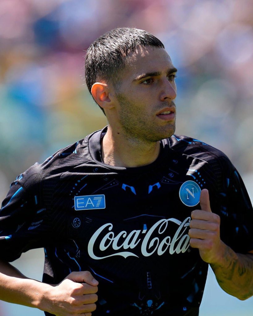 🔵La Sampdoria ha manifestato interesse per il centrocampista del Napoli, Luis Hasa, valutandone l’ingaggio in prestito.

<a href="/NicoSchira/">Nicolò Schira</a>