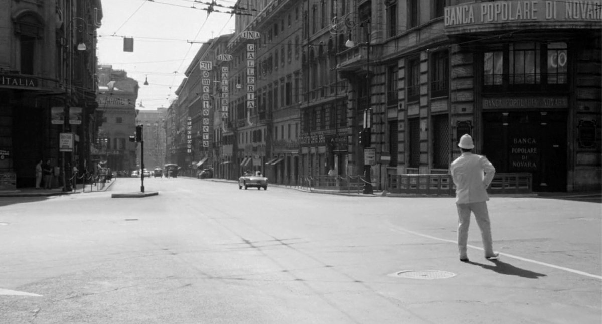 polasein500cc's tweet photo. “La civetteria elegante di restare in città a ferragosto”

Riprese de “Il sorpasso” (Roma, 1962) https://t.co/nAwVkVk9Rr