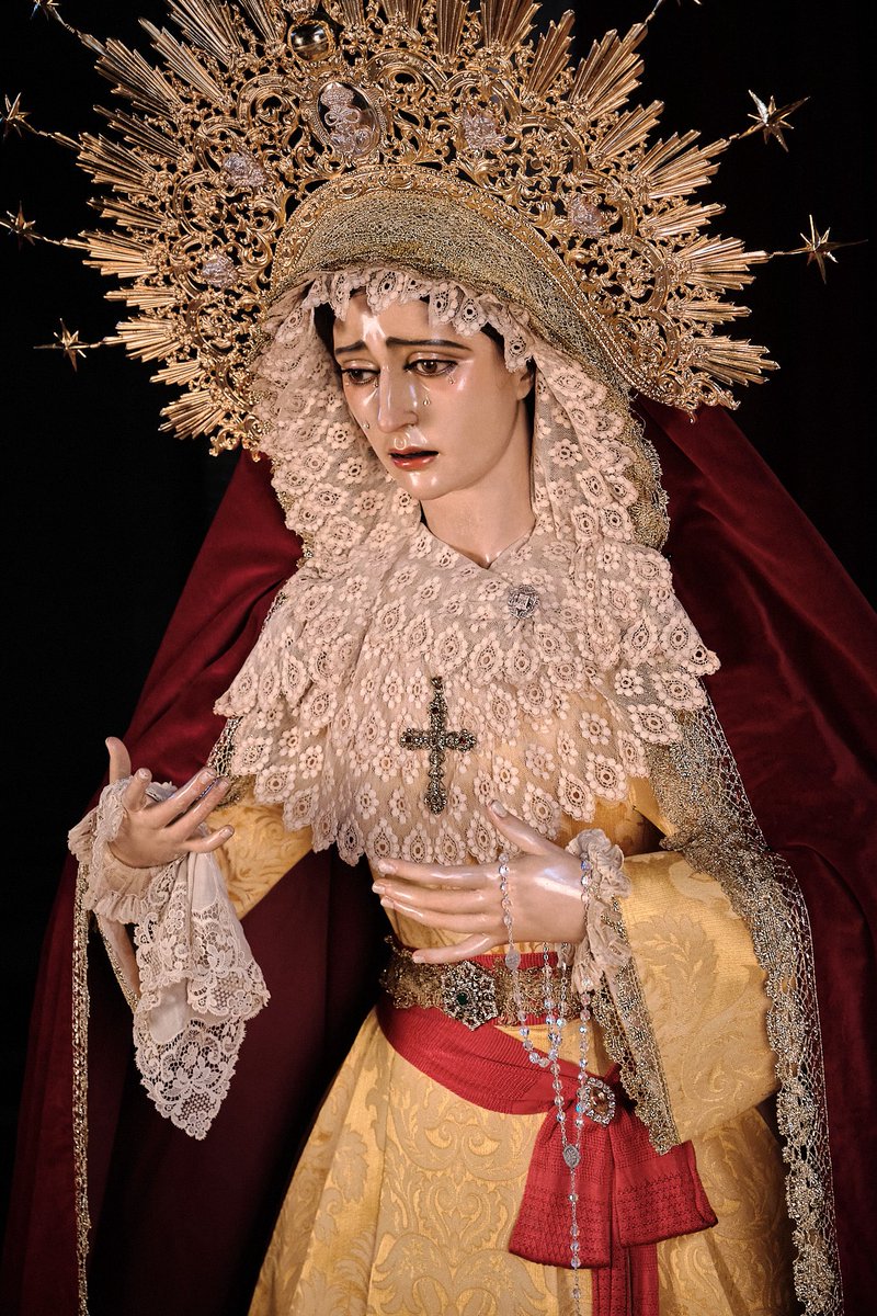 defension's tweet photo. Hoy, Festividad de la Asunción de la Virgen, amanece María Santísima de la O vestida para el tiempo ordinario. 

Santa María, Madre de Dios, ruega por nosotros. 

Vestidor: @abejaranito
Fotografías: @jorgebersua https://t.co/m19CW2dNrV