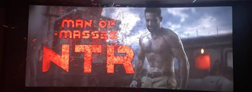 ChittoorNTRFans's tweet photo. Dear north paid batch! 

Fake edit.                                  Original. https://t.co/wqbUIIwXVs