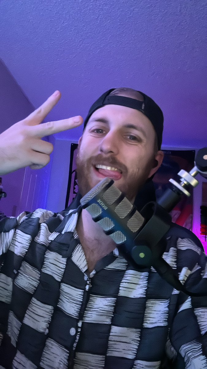 Scottieisnotahottie 🚫🔥 (@scottienohot) on Twitter photo Live and playing <a href="/Battlefield/">Battlefield</a> beta!!
Will <a href="/Glorious/">GLORIOUS</a> follow my twitch if I ask nicely??
Pretty please glorious follow the twitch! I love you 💙💙
Twitch.tv/scottieisnotah…
<a href="/ReignAboveGG/">Reign Above</a> Live and playing <a href="/Battlefield/">Battlefield</a> beta!!
Will <a href="/Glorious/">GLORIOUS</a> follow my twitch if I ask nicely??
Pretty please glorious follow the twitch! I love you 💙💙
Twitch.tv/scottieisnotah…
<a href="/ReignAboveGG/">Reign Above</a>