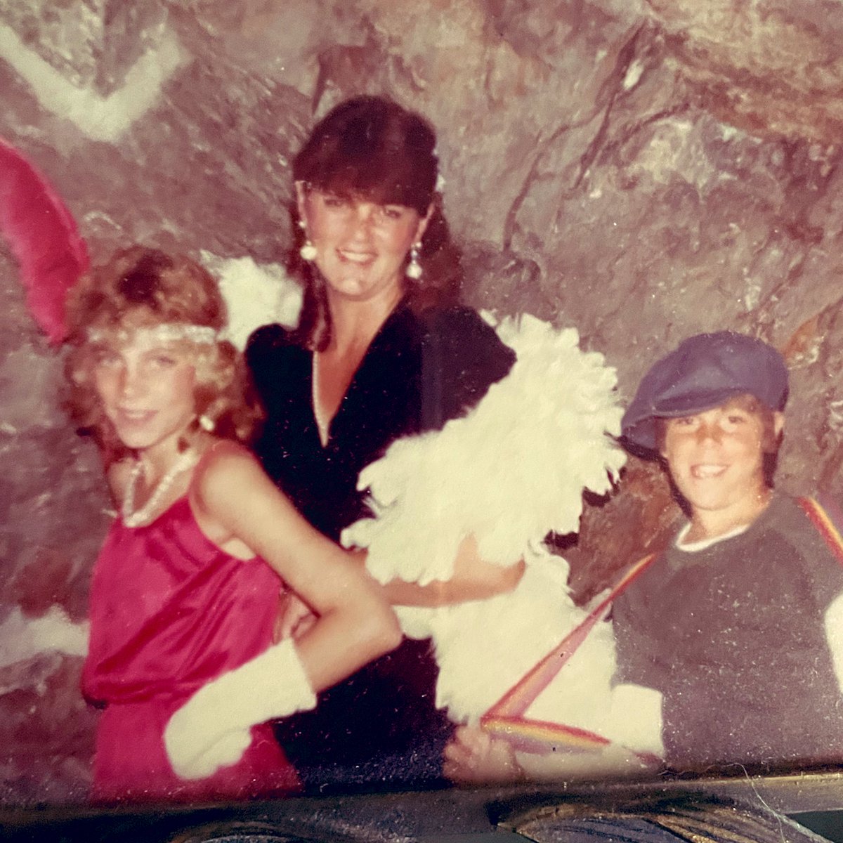 Lonni Alameda tweet media