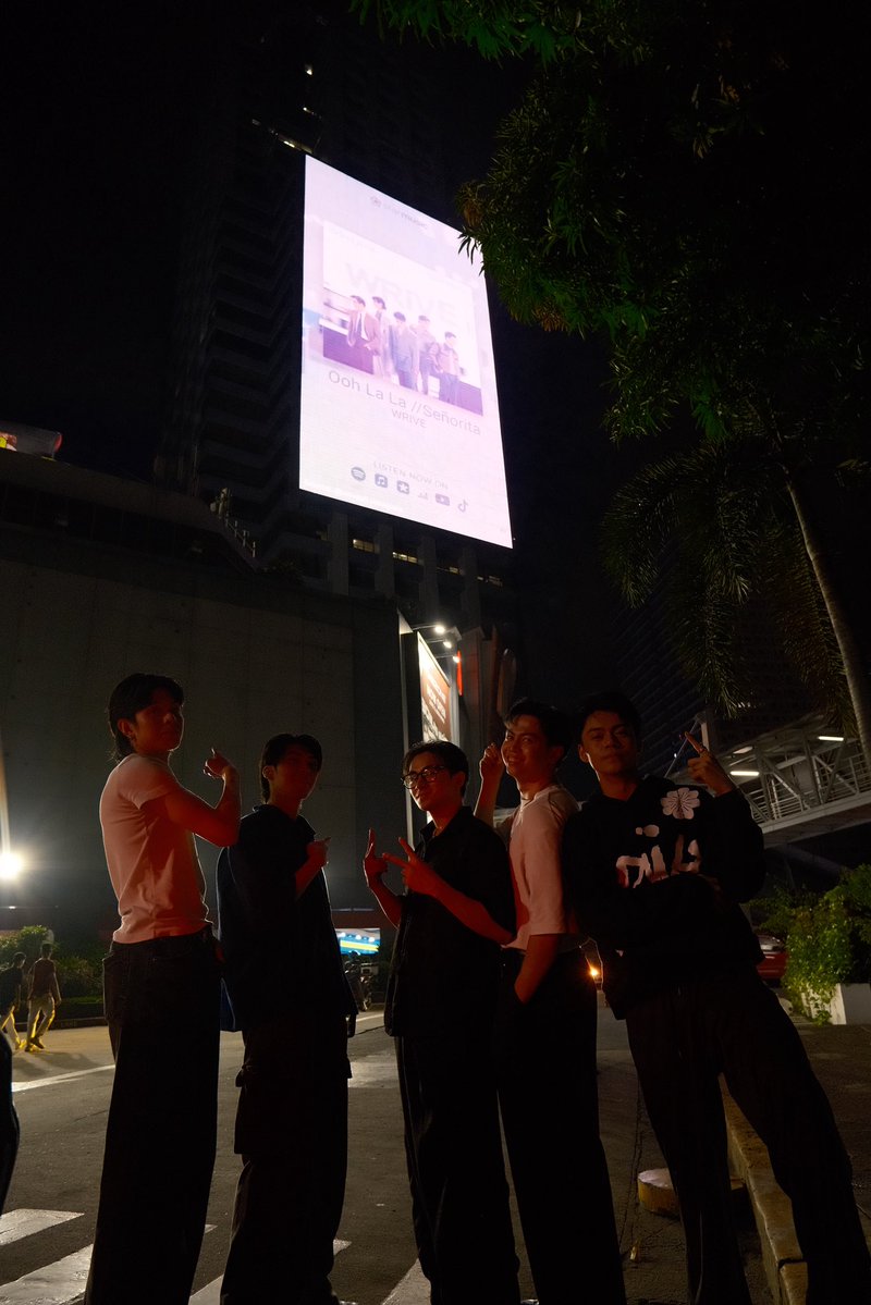 gio (@giodextersantos) on Twitter photo 8am pa lang nasa ABS na ‘yang sila. Almost 10pm na kami natapos sa nga ganap kahapon pero we all agreed na hindi pwedeng hindi kami makahabol sa LED billboard. 🤧
Thank you, <a href="/NotJuanCastPH/">JuanCast Philippines</a> & sa lahat ng supporters!!! 😍 8am pa lang nasa ABS na ‘yang sila. Almost 10pm na kami natapos sa nga ganap kahapon pero we all agreed na hindi pwedeng hindi kami makahabol sa LED billboard. 🤧
Thank you, <a href="/NotJuanCastPH/">JuanCast Philippines</a> & sa lahat ng supporters!!! 😍