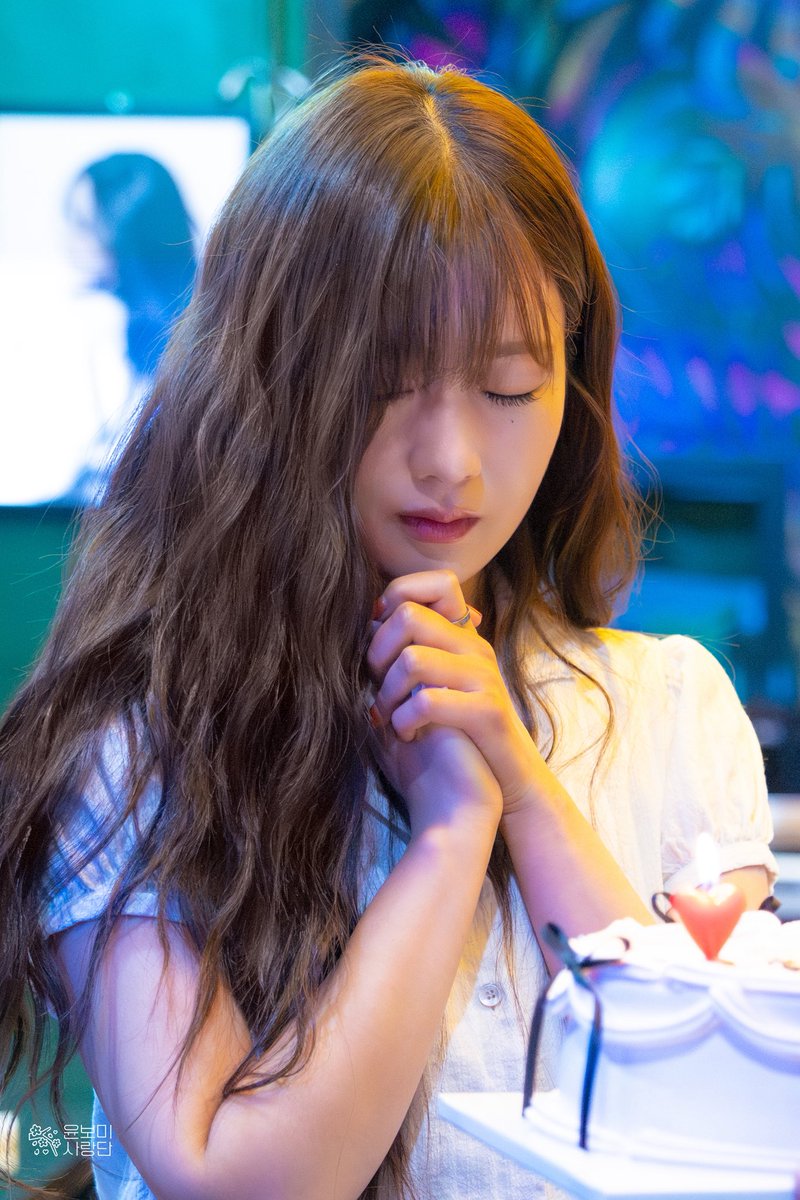 250813 윤보미(<a href="/Apinkbm/">윤보미</a>)

너의 소원이 꼭 이루어지기를♥

 #Apink #보미 #윤보미 #Bomi