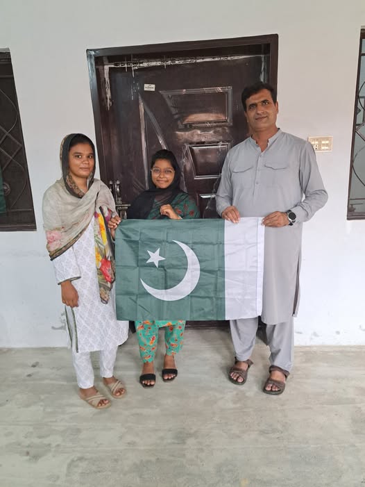 بلاشبہ ارض پاک کی تحریک آزادی میں اقلیتوں کاکردار قابل تحسین ہے۔
پاکستان زندہ باد۔۔۔۔۔۔۔۔۔۔۔۔سدا سلامت رہے میرا وطن

#PakistanZindabad
#Pakistan
#pakistani
#minorities
#christianity
#peace
#flag
#viralphotochallenge
#ngo