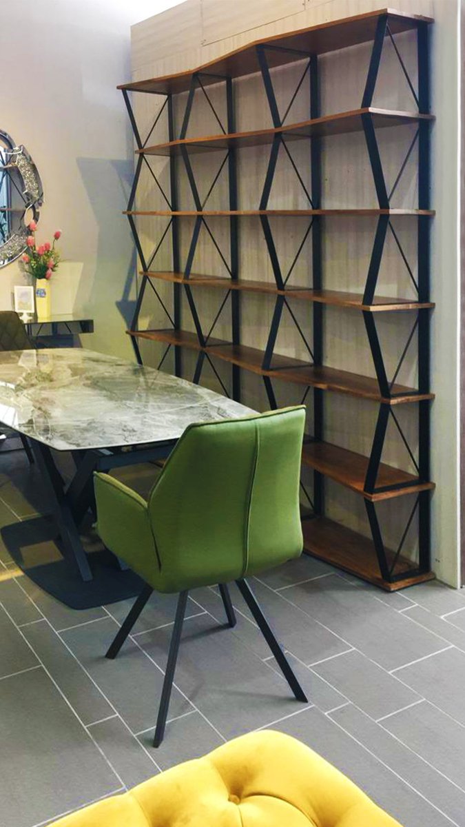 HODesign_co's tweet photo. Diamond Shelves is now available at Yohin showroom👇🏻!! Diamond is also displayed at various showrooms at Batu Pahat, JB, Penang, Kuala Terengganu, Kuantan and Singapore. Contact Yohin to experience Diamond!!

Yohin Sdn. Bhd.
30, Jln 20/12, SEA Park, 46300 PJ.
WA: +6014-618 4787 https://t.co/vBM6bdbUJe